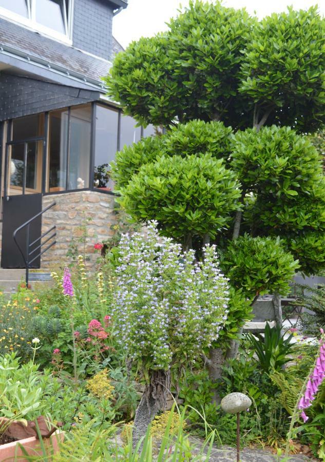ホテルJardin De Belle Vue Quimperlé エクステリア 写真